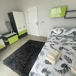 Апартаменти Spacious Prestige Penthouse Варна