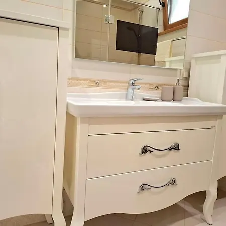 Spacious Prestige Penthouse