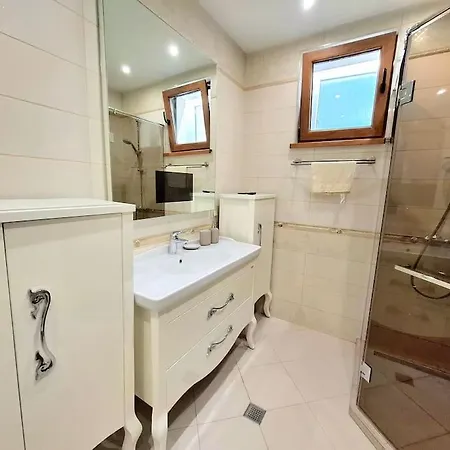 Lägenhet Spacious Prestige Penthouse Varna