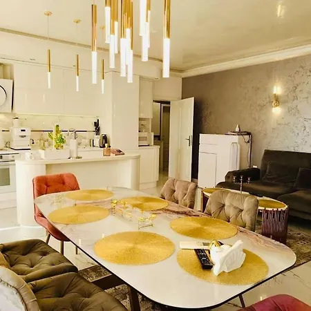 Spacious Prestige Penthouse Lägenhet Varna