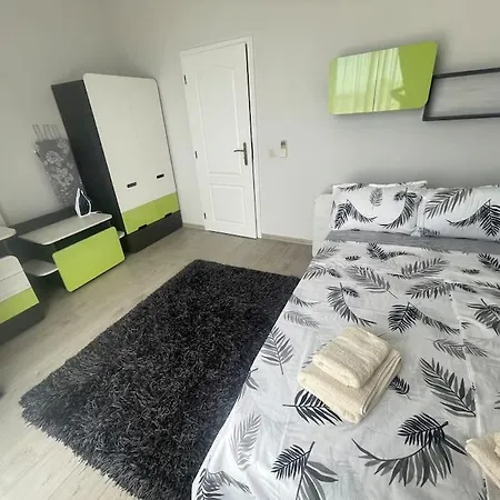 Lägenhet Spacious Prestige Penthouse Varna