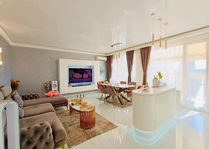 Spacious Prestige Penthouse *