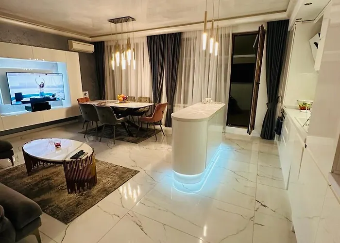 Spacious Prestige Penthouse *